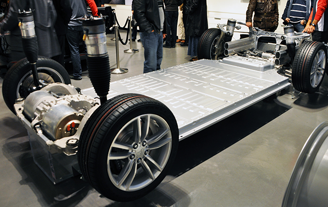 Tesla Battery - Martin Gillet-Flickr