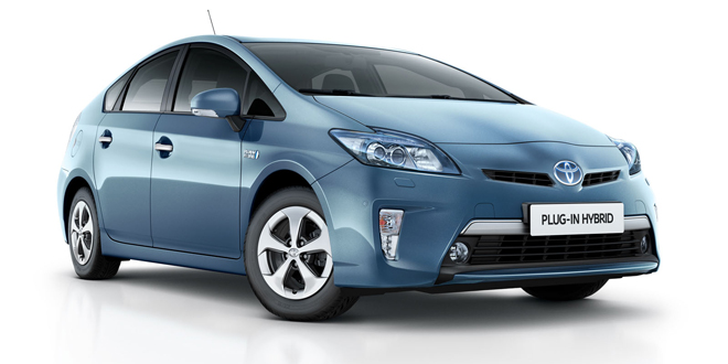 Toyota reduces MSRP for 2014 Prius Plug-in