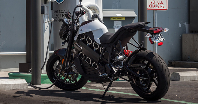 Motorcycle maker Brammo eyes electric car, 2015 IPO