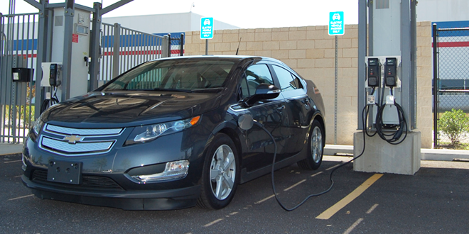 GM makes 401 EV charging stations available to employees