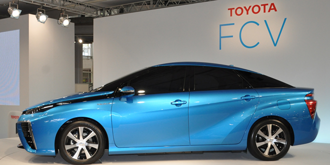 Toyota posts pix and price of its hydrogen fuel cell sedan