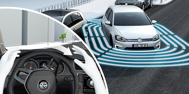 Volkswagen demonstrates e-Golf that can park (and charge) itself