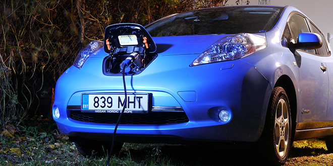 Nissan Leaf Plugged In Charging