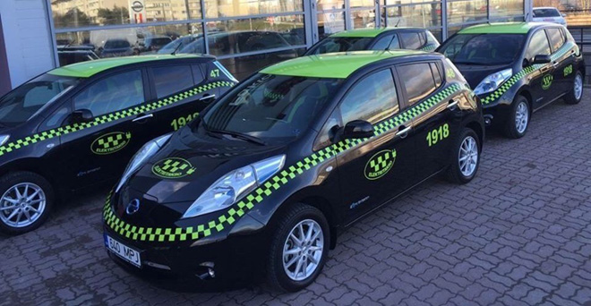 Nissan LEAF electric taxis