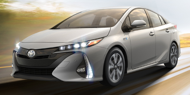 2017 Toyota Prius Prime plug-in hybrid unveiled