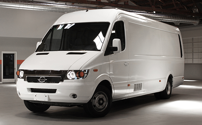 Startup with former Tesla execs to introduce a commercial electric truck this fall
