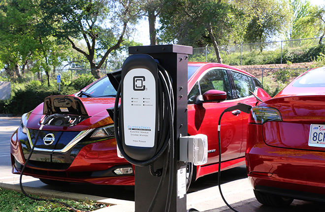 ClipperCreek’s new Dual Charging Station charges 2 EVs at once
