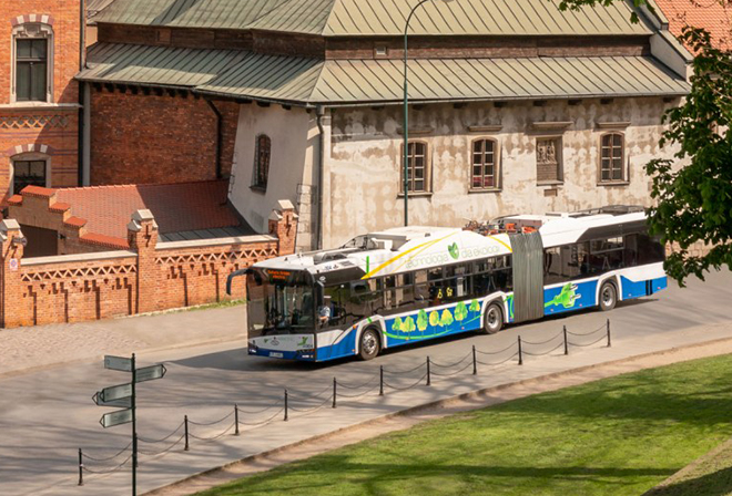 Warsaw transit operator buys 130 Solaris electric buses