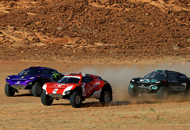 Extreme E brings electric racing to the Saudi Arabian desert