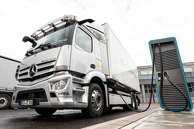 Daimler, Traton and Volvo to build a European charging network for heavy-duty trucks