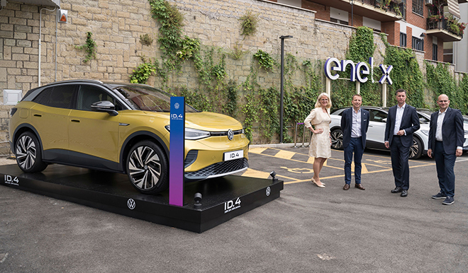 Enel X and Volkswagen collaborate to deploy fast charging network in Italy