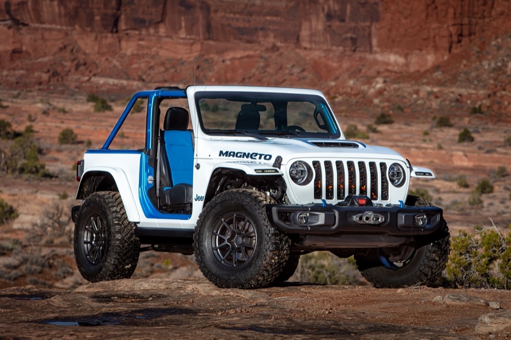 Debut: Jeep Wrangler 4xe plug-in hybrid promises smooth rock-crawling
