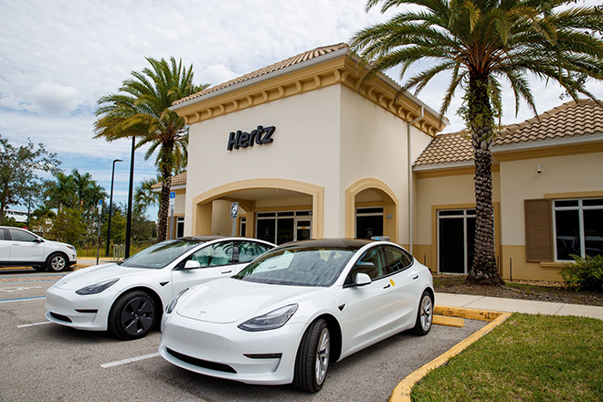 Hertz to offer 2,100 rental EVs in Houston, build public charging hub
