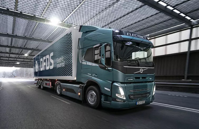 European shipping company orders 100 Volvo FM Electric trucks