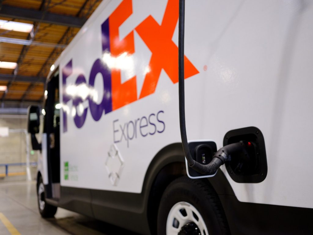 GM delivers first BrightDrop EV600 electric vans to FedEx