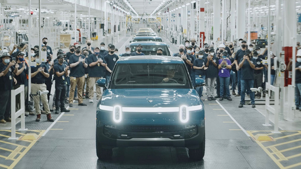 Rivian working on 800-volt architecture, bidirectional charging, in-house drive units and battery cells