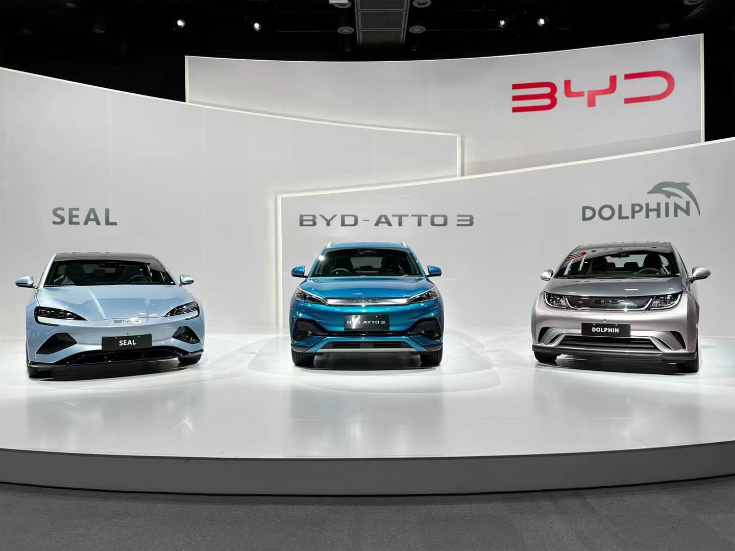 China’s EV brands are coming to bury US automakers—or are they? – Charged EVs