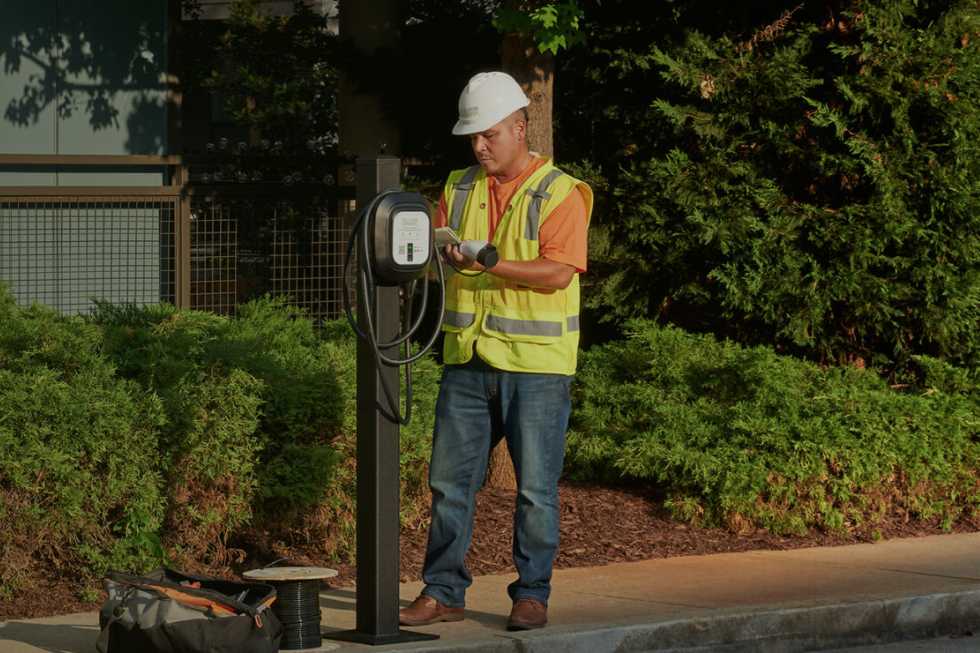 EnviroSpark to deploy charging stations at 80 Starwood multi-family properties