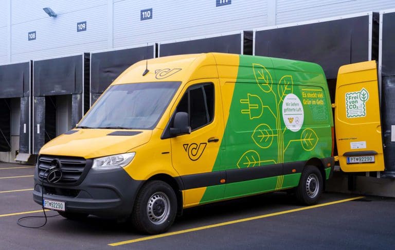 Mercedes-Benz eSprinter: Pilotprojekt mit der Österreichischen Post zur Erprobung moderner Filtertechnik gestartet

Mercedes-Benz eSprinter Pilot project launched with Österreichische Post to test modern filter technology