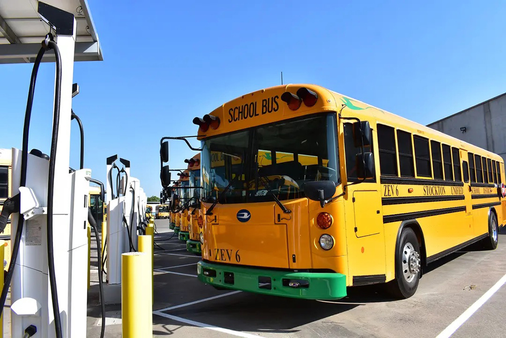 The Mobility House to manage charging and V2G for 30 electric school buses in NYC