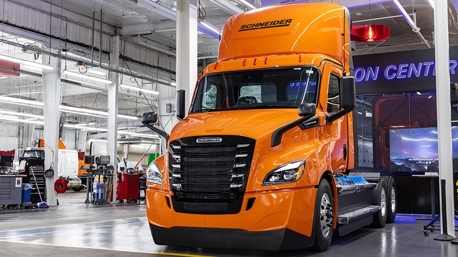 Logistics firm Schneider to add 100 Class 8 electric trucks to its fleet
