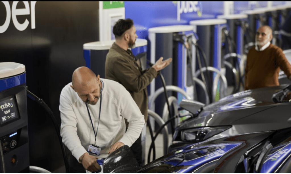bp pulse to expand incentives for Uber drivers to go electric