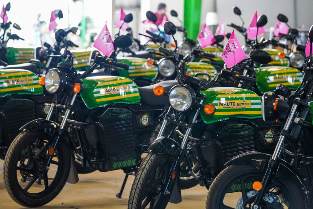 Bboxx and Spiro team up to finance electric motorcycle sales in Rwanda, Togo and Kenya
