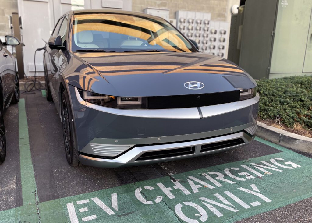 J.D. Power study finds declining satisfaction with public EV charging