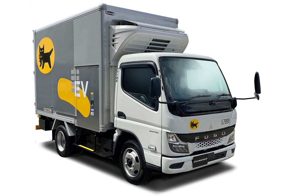 Daimler Truck begins delivery of FUSO Next Generation eCanter trucks to Yamato Transport