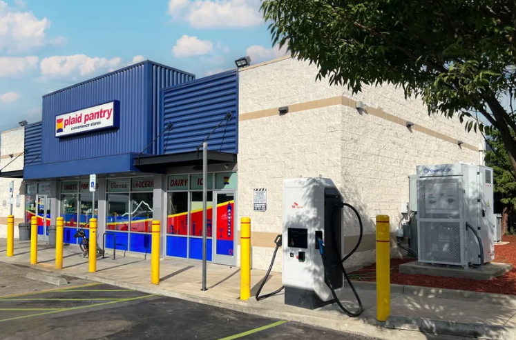 Electric Era installs its first PowerNode battery-buffered EV fast charging station