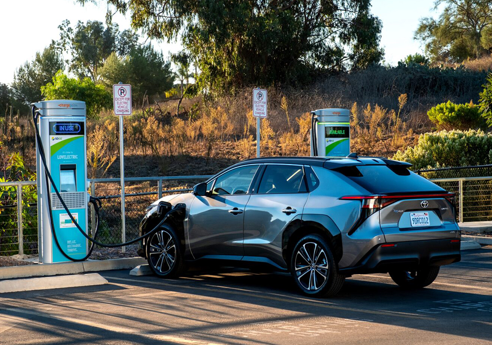 Toyota undertakes vehicle-to-grid research project with San Diego utility