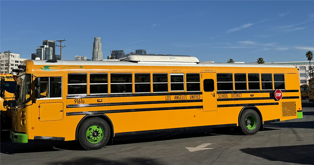 Blue Bird receives record order for 180 electric school buses