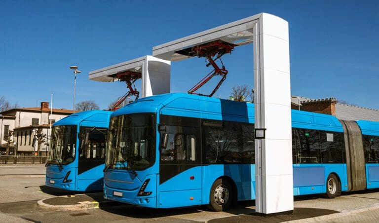 23-Q4-Whitepaper-EV-safety-analytics-external