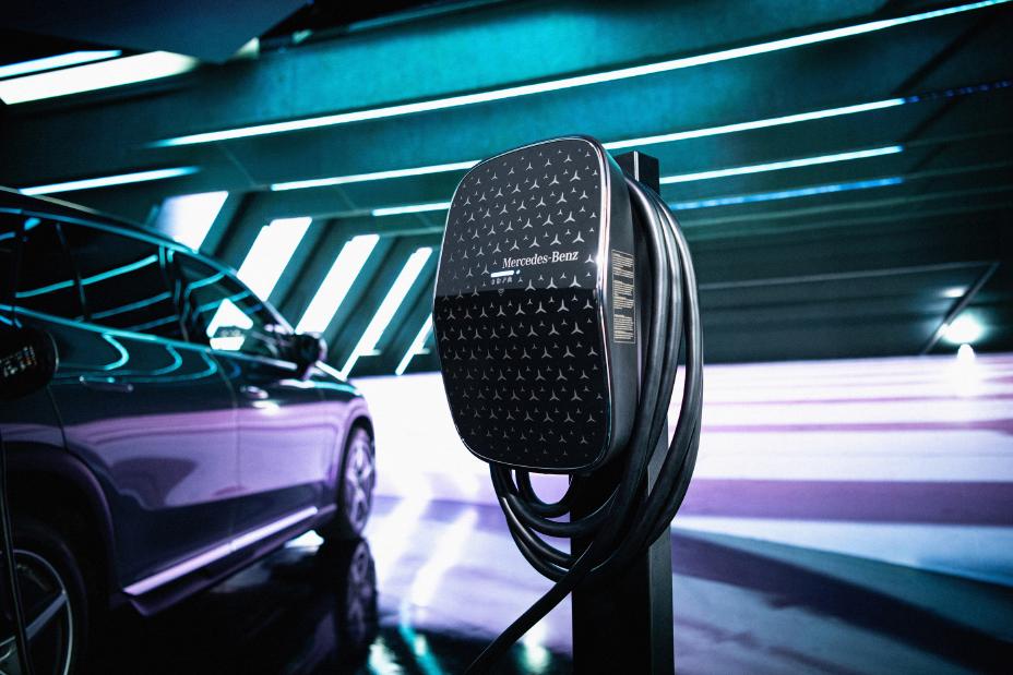 Mercedes-Benz launches Wallbox home EV chargers in the US