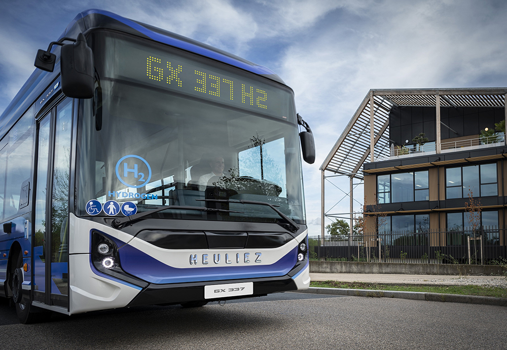 Three French transit operators order hydrogen and battery-electric buses from Iveco Bus – Charged EVs