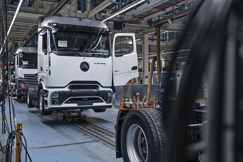 Daimler Truck begins series production of Mercedes-Benz eActros 600 electric truck