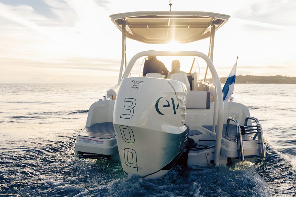 Evoy Vita to enter US boating market with 300 hp fully electric outboard