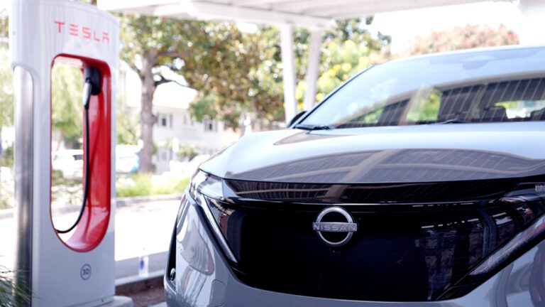 NISSAN ENERGY Charge Network adds access to 17,800 Tesla Superch