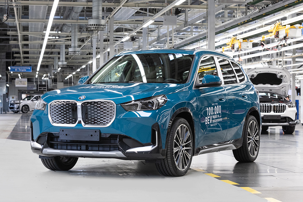 BMW Group Plant Regensburg produces record 100,000 EVs in 2024