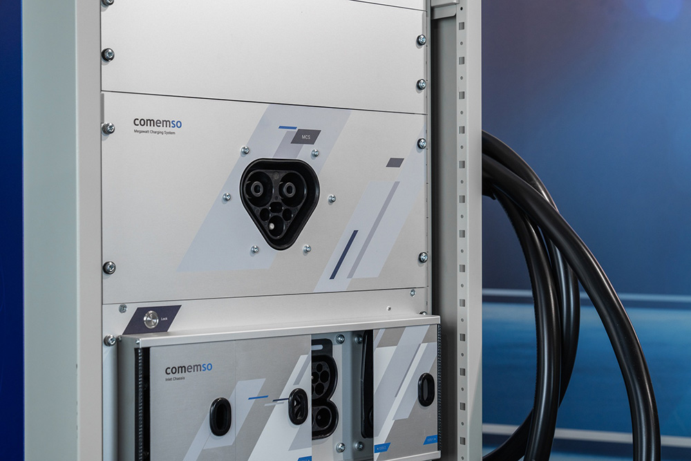 comemso announces MCS-ready EVSE/EV test platform