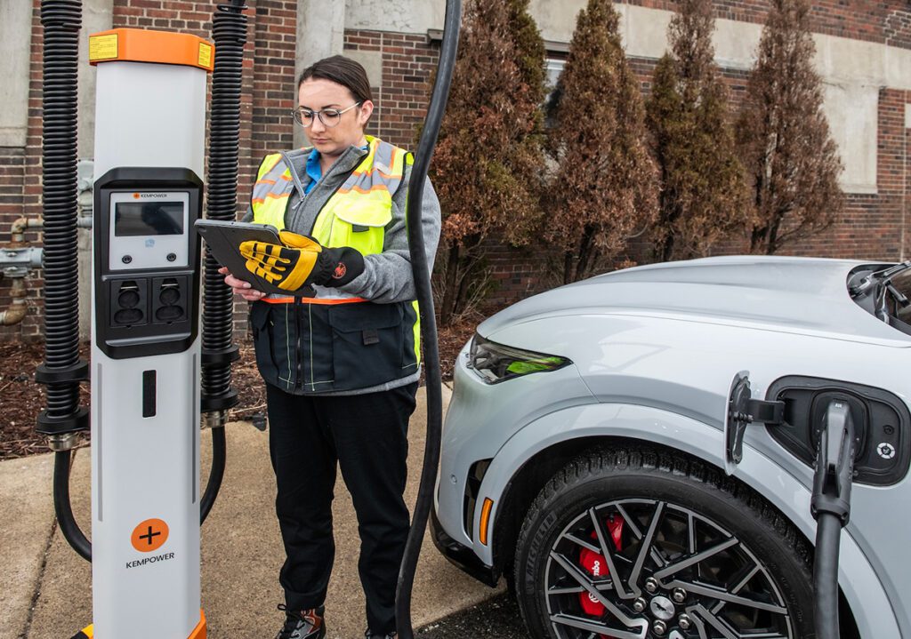 Vesco Clean Energy launches to service EV charging stations and provide battery managment