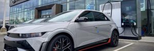 XCharge and Hypercharge to deploy GridLink chargers across Canada