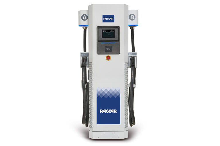 PACCAR-Power-Solutions-Charger