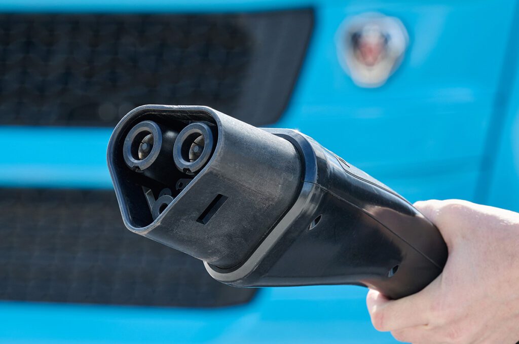 Scania to roll out MCS-capable electric trucks in Europe in 2026