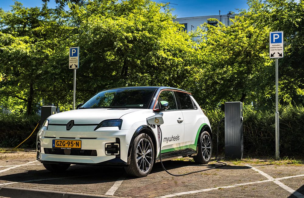 Vehicle‑to‑Grid-enabled car‑sharing service goes live in Netherlands city