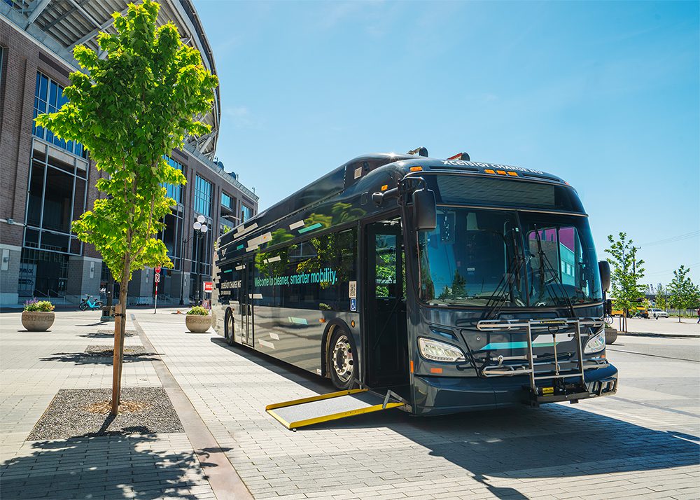 Ottawa-Carleton’s OC Transpo orders 124 electric buses from NFI subsidiary New Flyer