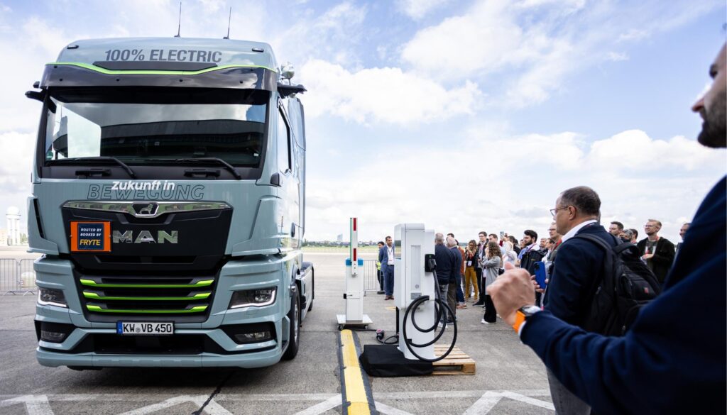 FRYTE Mobility showcases e-truck charging process with automated reservations