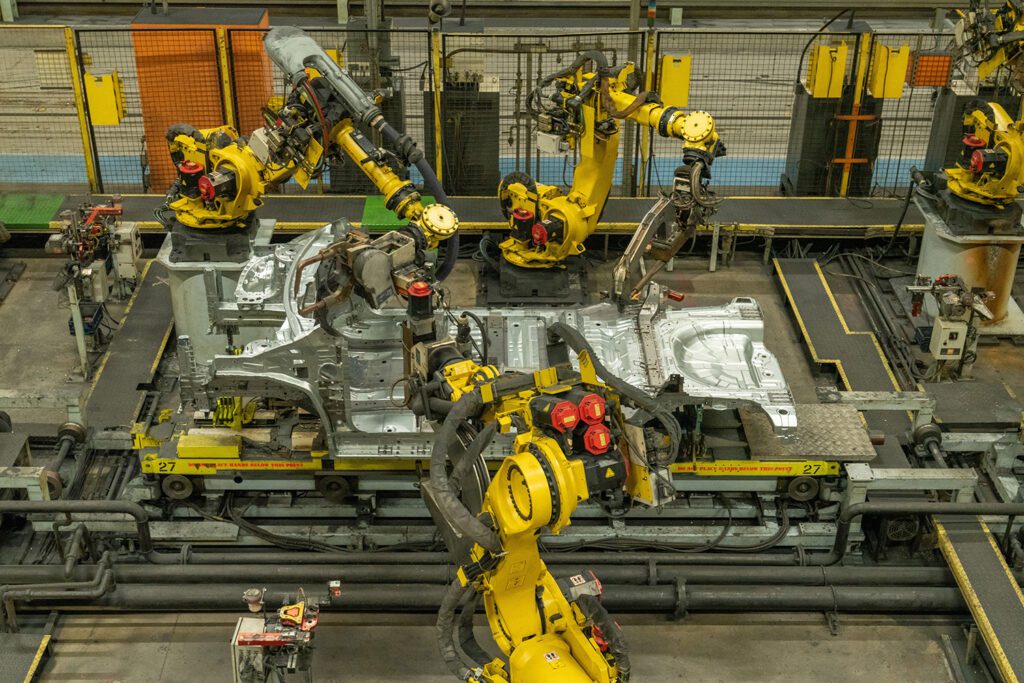 Nissan begins production of third-generation LEAF at English EV plant