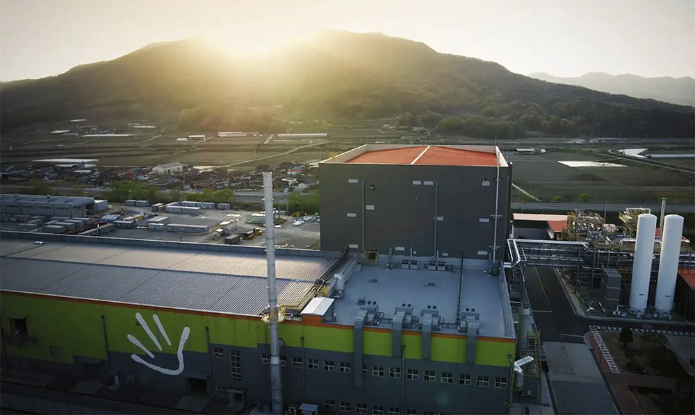 Group14 begins EV-scale production of silicon battery material in South Korea