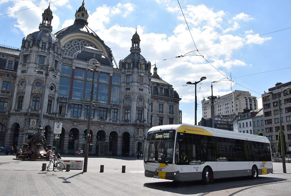 Flemish transport agency deploys its 1,000th electric bus
